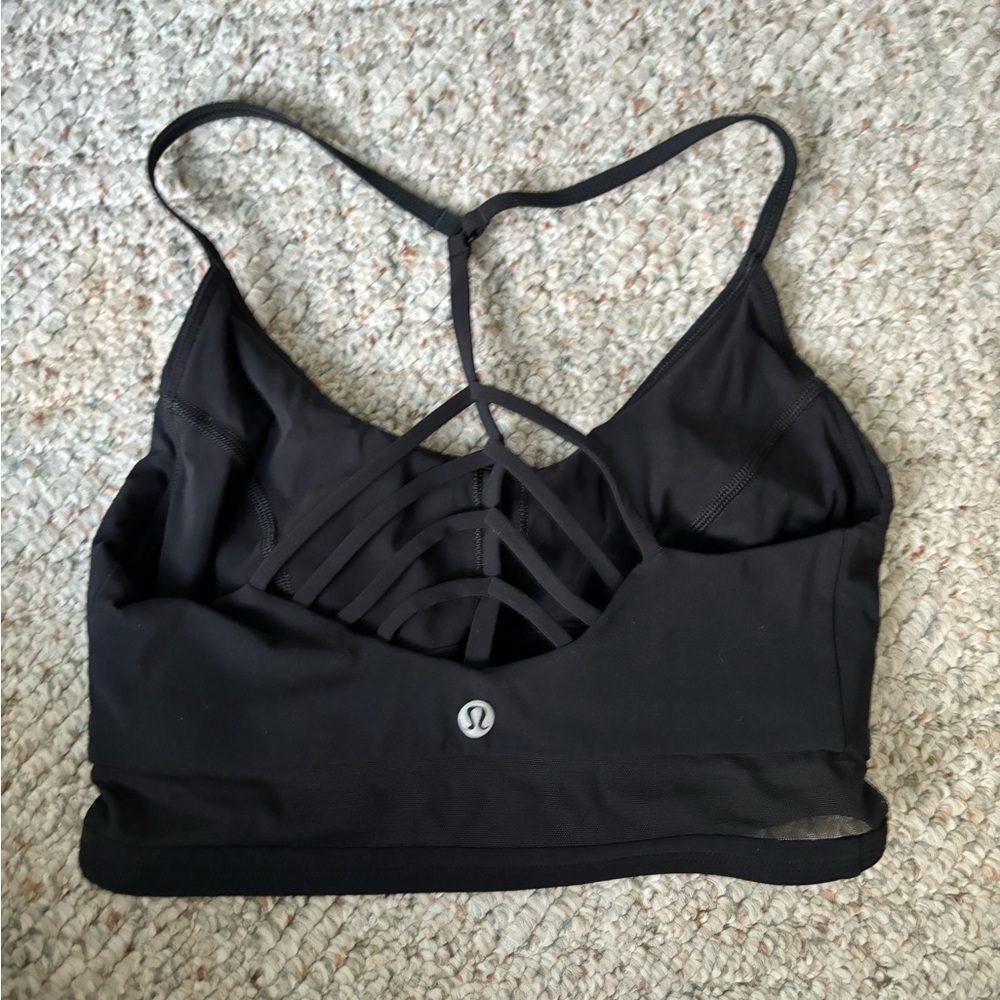 Lululemon sports bra